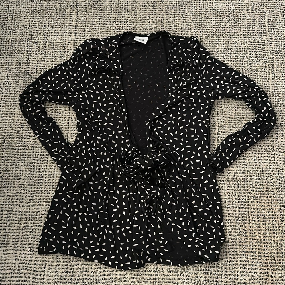Mamalicious tie front black and white maternity top